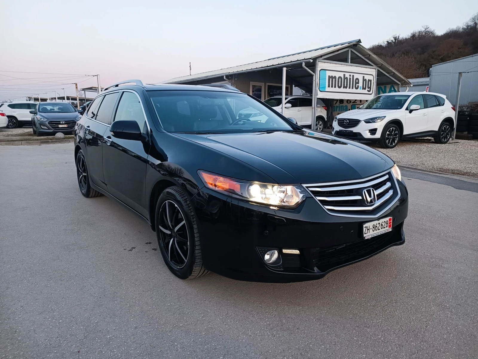 Honda Accord 2.4i-201кс-ШВЕЙЦАРИЯ-РЪЧКА-6ск, снимка 2 - Автомобили и джипове - 53841057