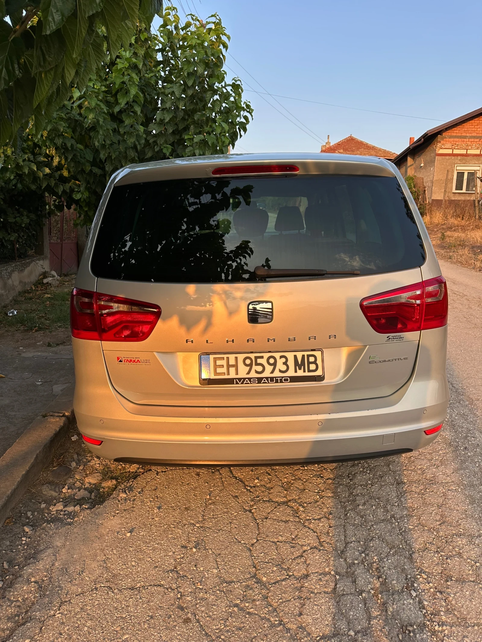 Seat Alhambra, снимка 5 - Автомобили и джипове - 53845060
