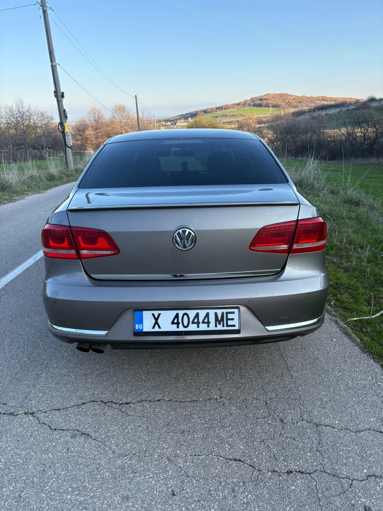 VW Passat 2.0TDI LED Highline, снимка 6 - Автомобили и джипове - 53932288
