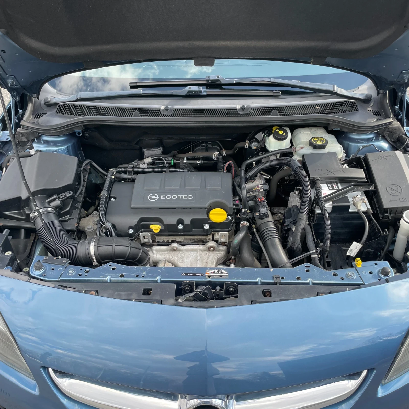 Opel Astra 1.4 TURBO COSMO FACE LIFT 140ps, снимка 17 - Автомобили и джипове - 54050865