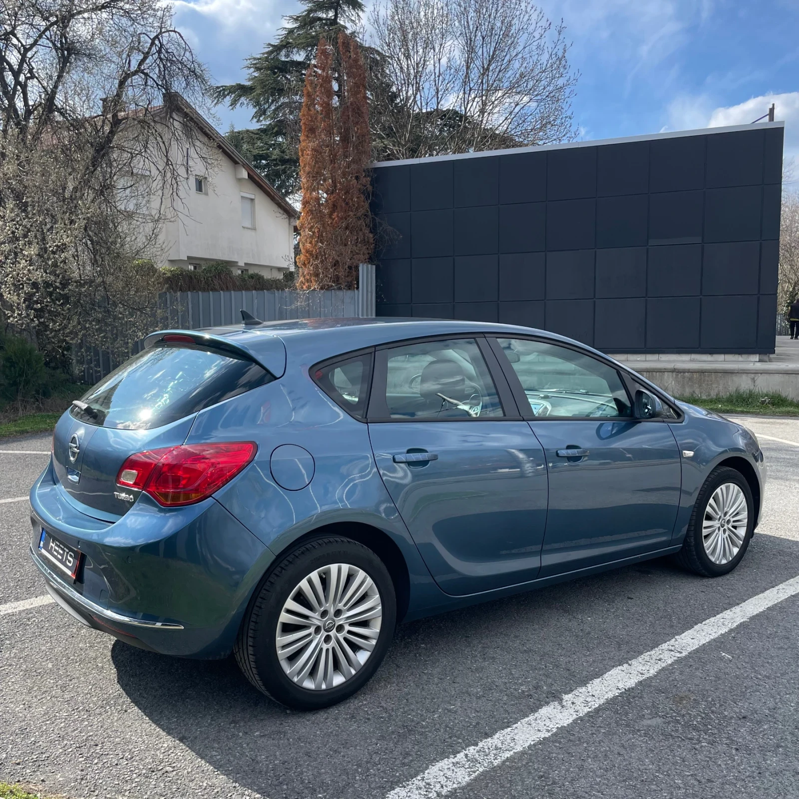 Opel Astra 1.4 TURBO COSMO FACE LIFT 140ps, снимка 4 - Автомобили и джипове - 54050865