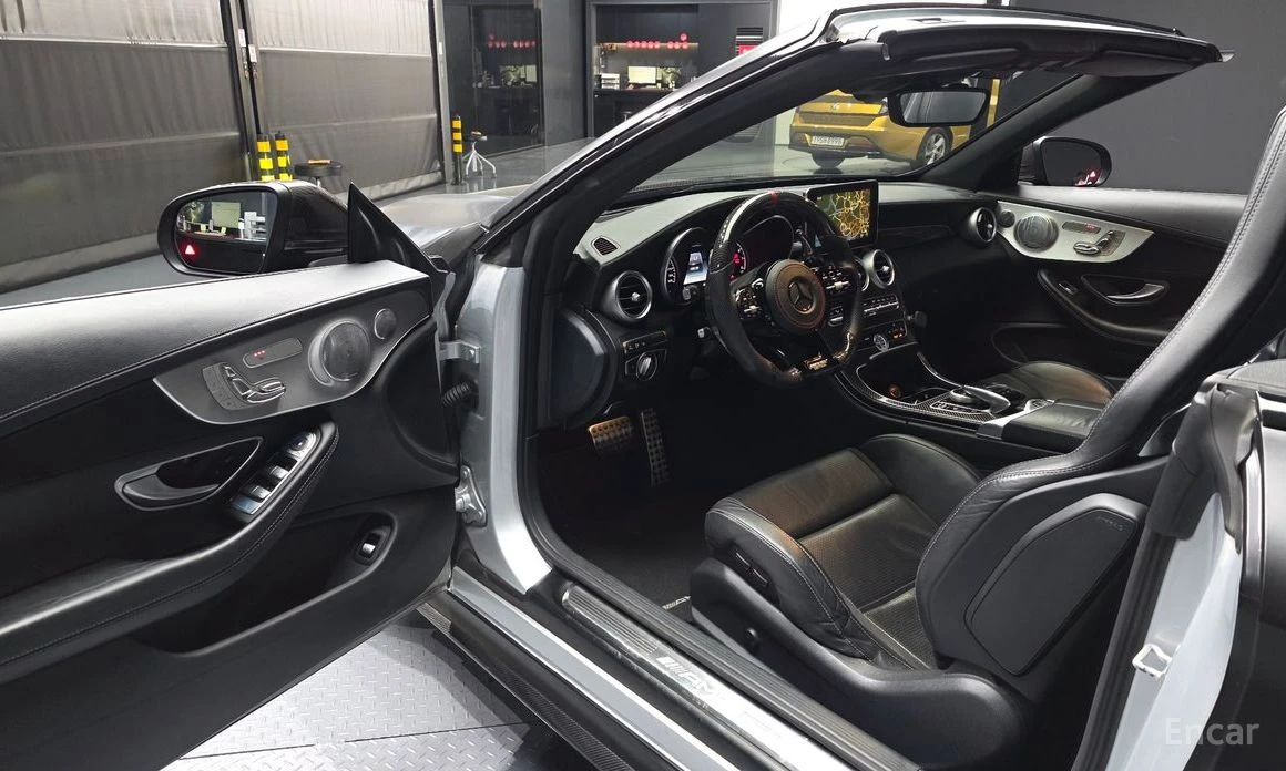 Mercedes-Benz C 63 AMG * CABRIOLET* КОЖА* ПОДГРЕВ* КАРБОН* HEAD-UP* FULL*, снимка 9 - Автомобили и джипове - 54060722