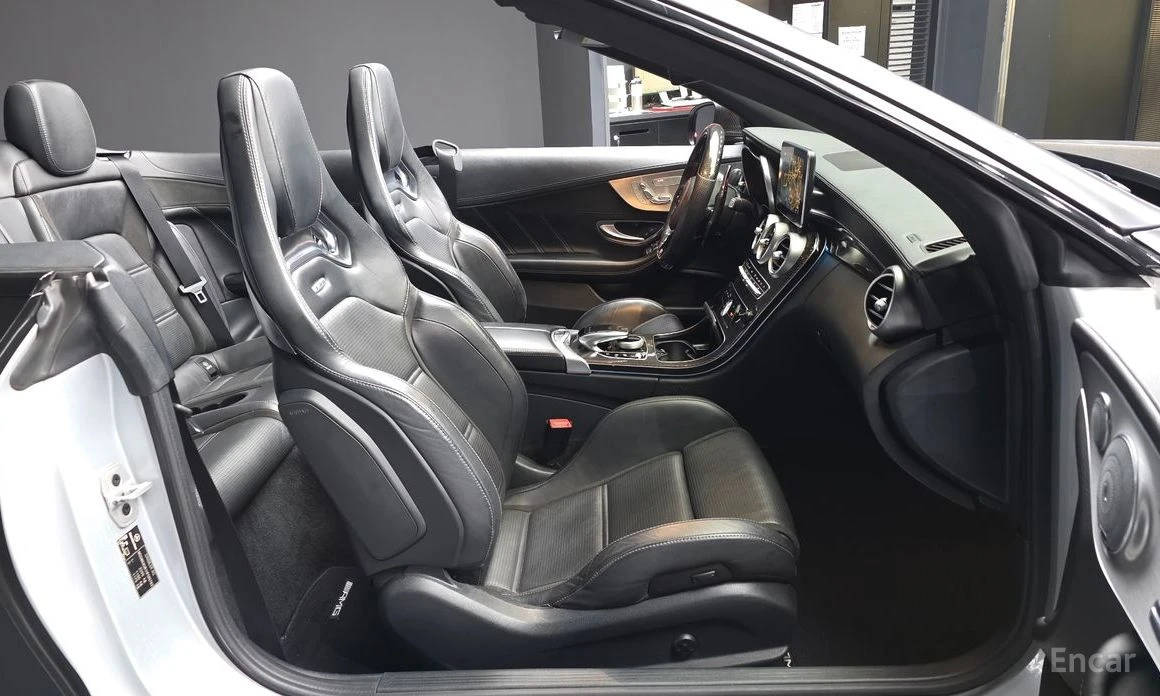 Mercedes-Benz C 63 AMG * CABRIOLET* КОЖА* ПОДГРЕВ* КАРБОН* HEAD-UP* FULL*, снимка 10 - Автомобили и джипове - 54060722