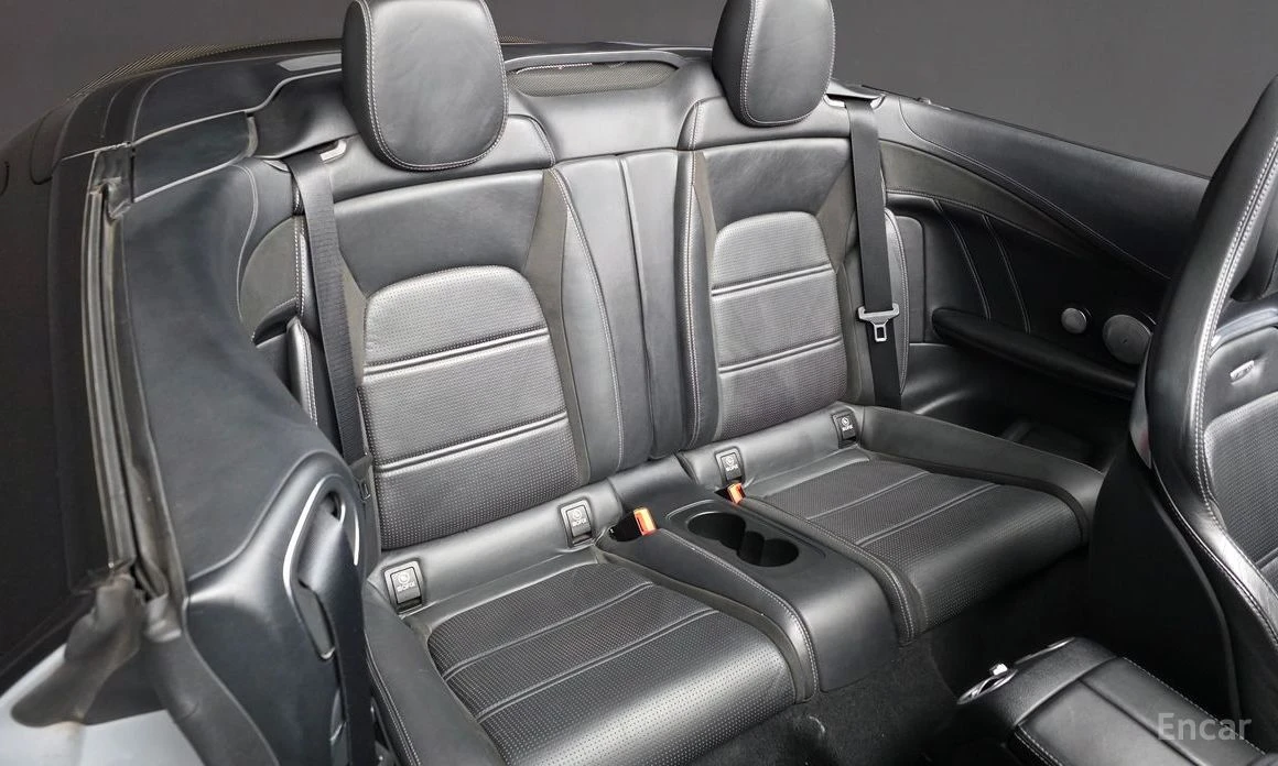 Mercedes-Benz C 63 AMG * CABRIOLET* КОЖА* ПОДГРЕВ* КАРБОН* HEAD-UP* FULL*, снимка 11 - Автомобили и джипове - 54060722