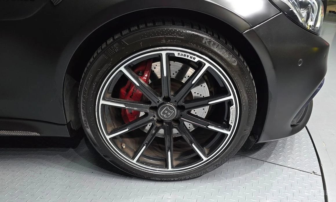 Mercedes-Benz C 63 AMG * CABRIOLET* КОЖА* ПОДГРЕВ* КАРБОН* HEAD-UP* FULL*, снимка 5 - Автомобили и джипове - 54060722