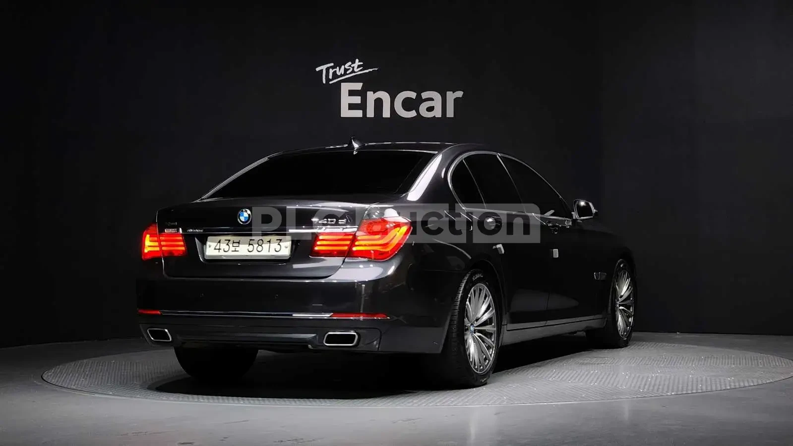BMW 740 * Хед-ъп * 360 Камери * Обдухване * , снимка 2 - Автомобили и джипове - 54267718