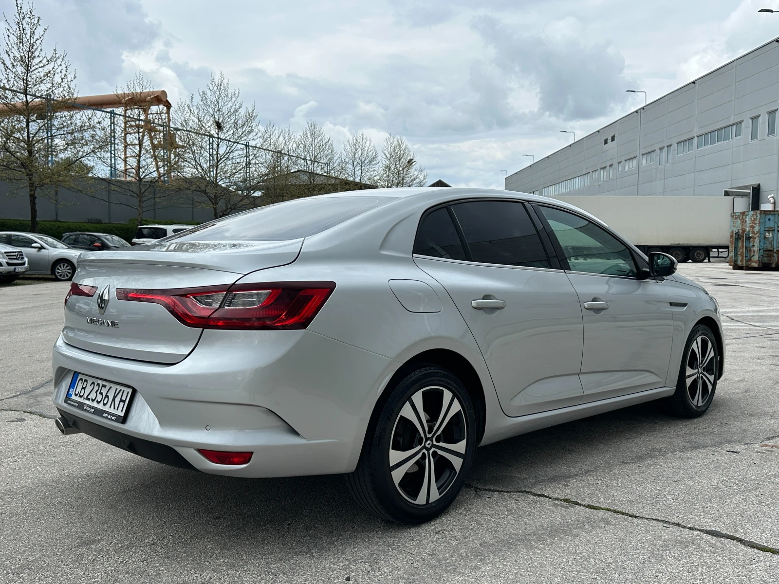 Renault Megane, снимка 4 - Автомобили и джипове - 54295019