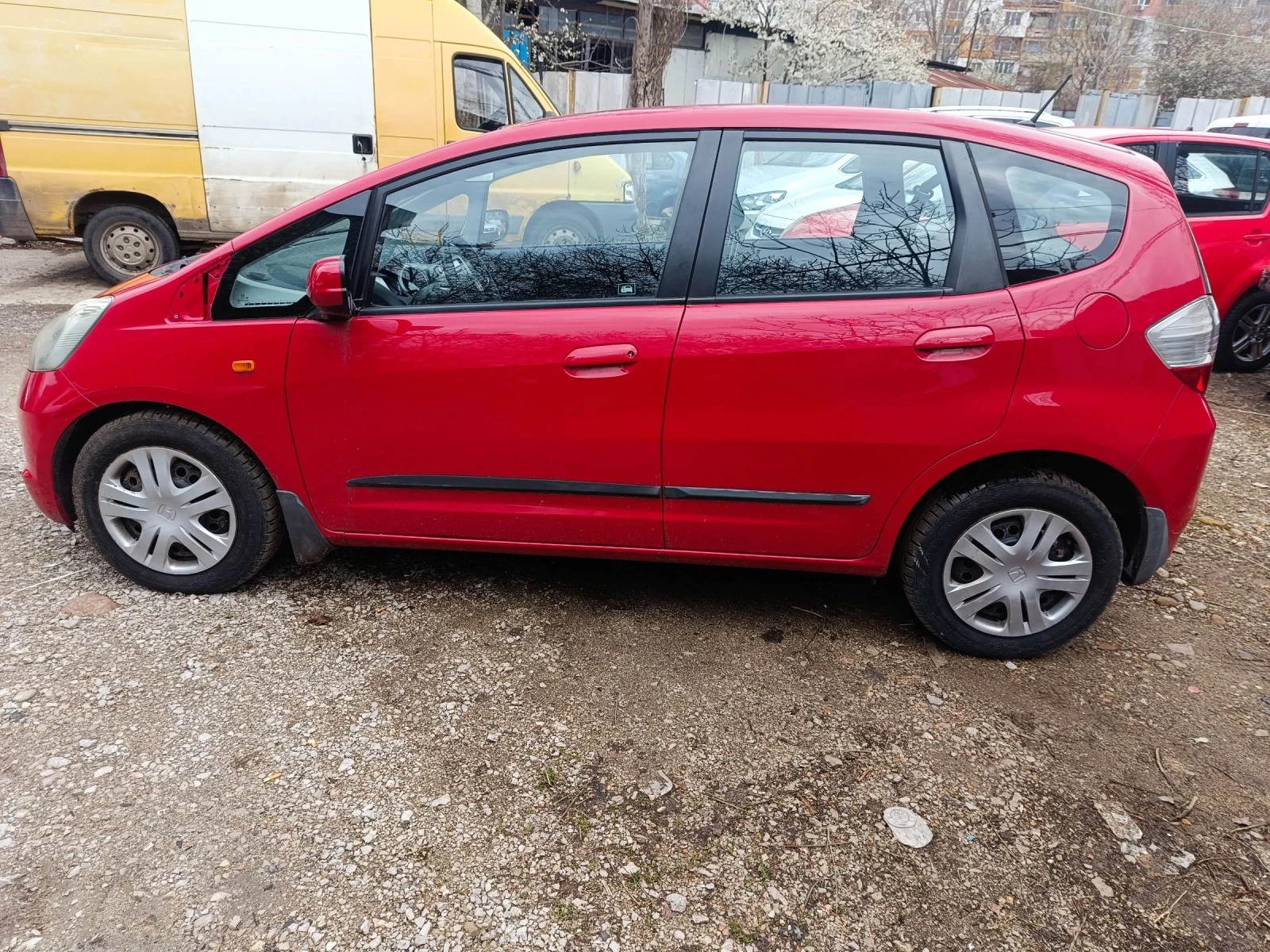 Honda Jazz, снимка 4 - Автомобили и джипове - 54335522