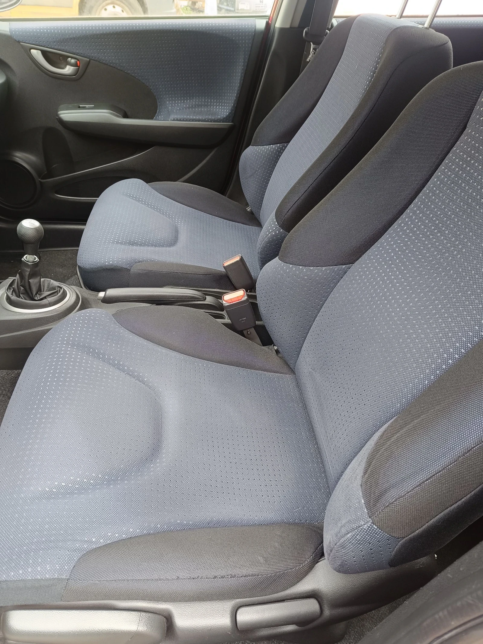 Honda Jazz, снимка 6 - Автомобили и джипове - 54335522