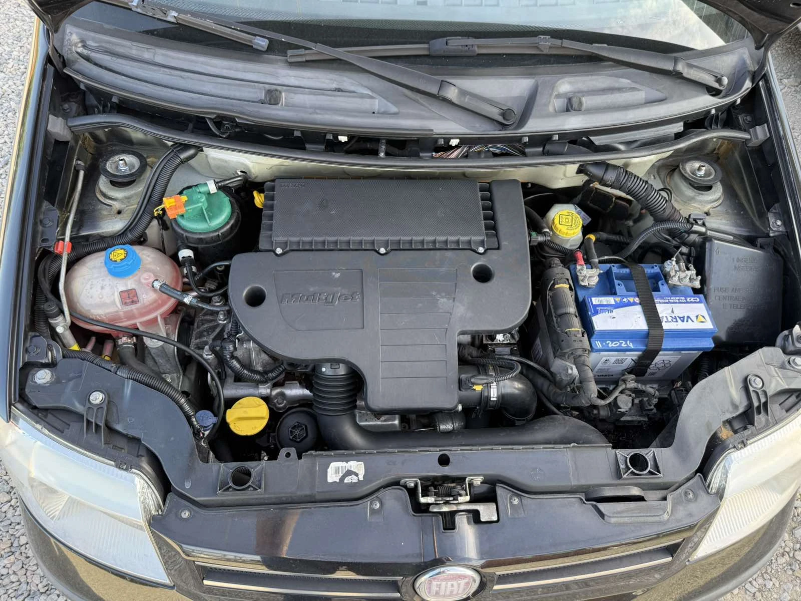 Fiat Panda 1.3Mjet 75kc, снимка 15 - Автомобили и джипове - 54344744