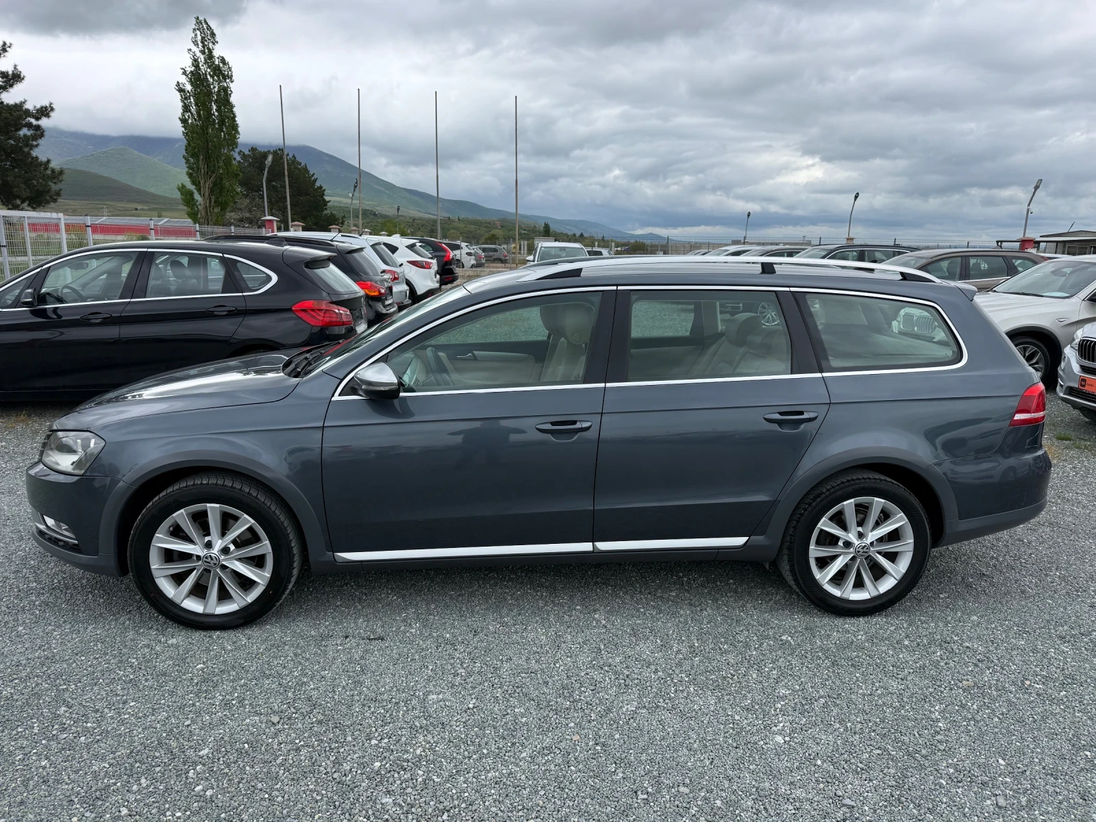 VW Passat (KATO НОВА)^(4x4), снимка 10 - Автомобили и джипове - 54366083