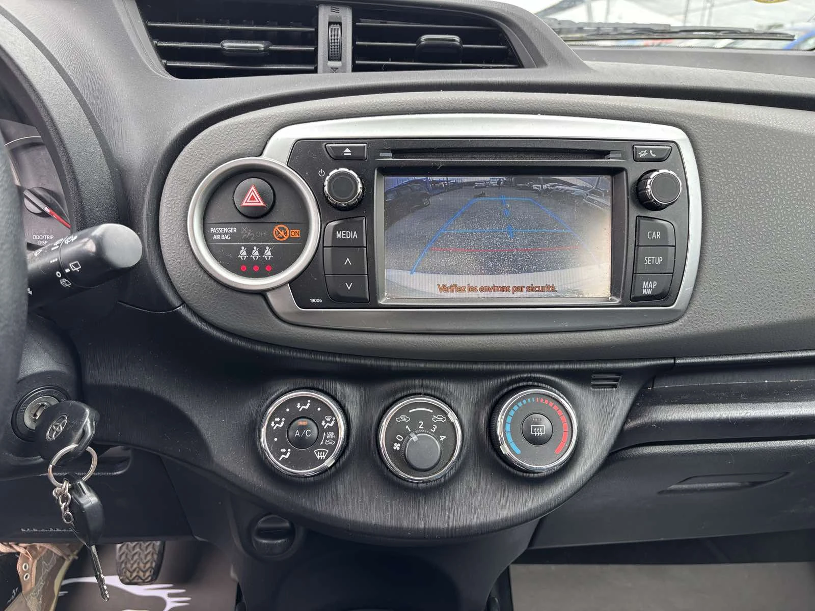 Toyota Yaris 1.4, Нов внос , снимка 14 - Автомобили и джипове - 54605460