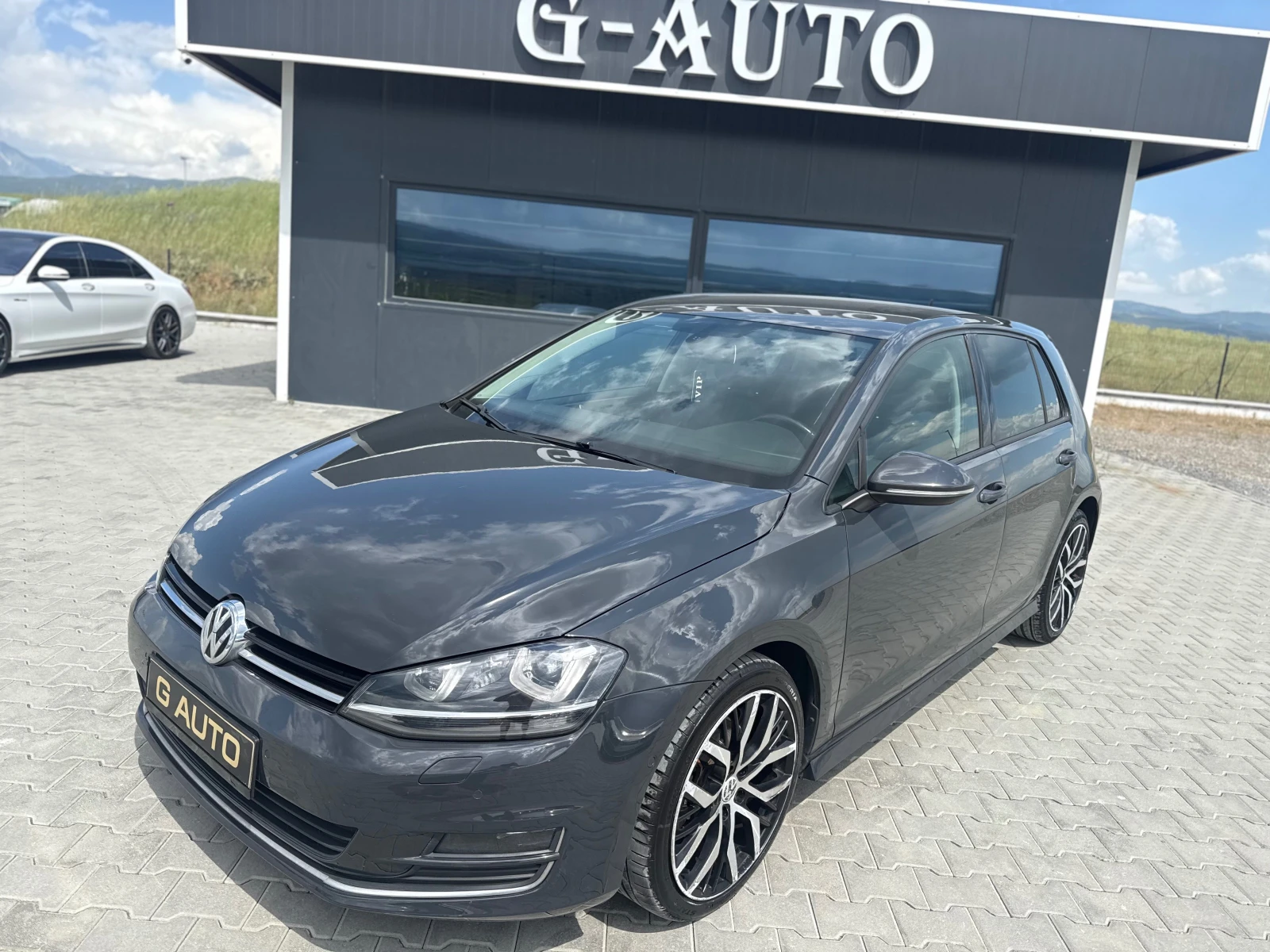 VW Golf 1.6 TDI DSG СОБСТВЕН ЛИЗИНГ 