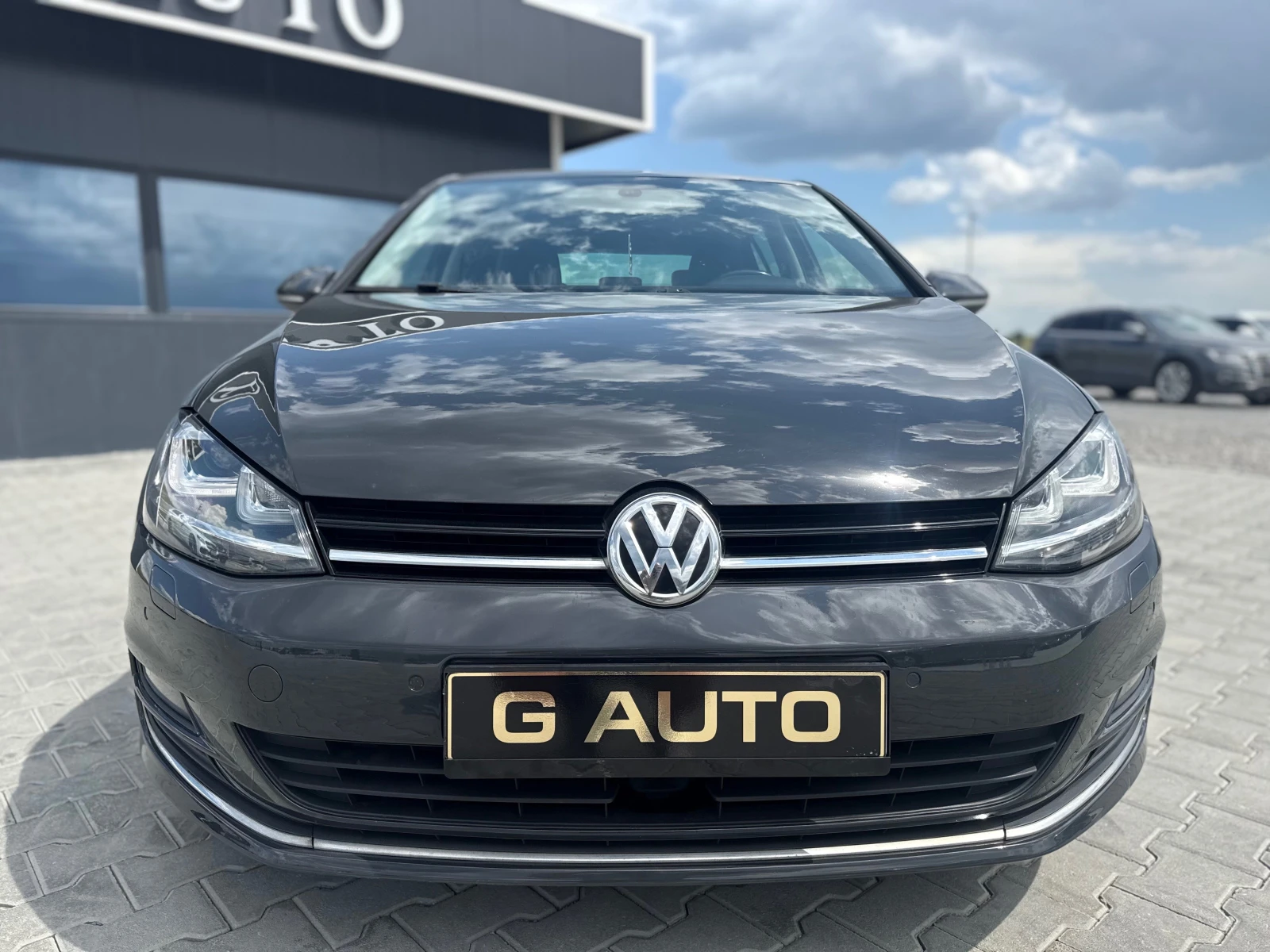 VW Golf 1.6 TDI DSG СОБСТВЕН ЛИЗИНГ , снимка 2 - Автомобили и джипове - 54712508