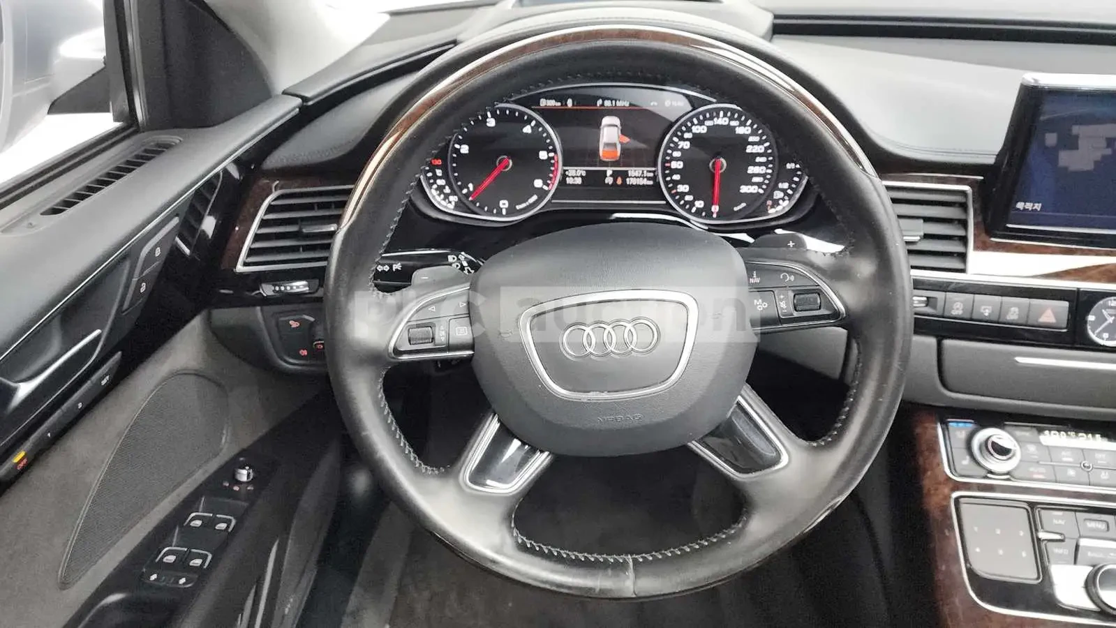 Audi A8 3.0TDI QUATTRO| КАМЕРА| ШИБЕДАХ| ВКЛ.ТЕХНОТЕСТ, снимка 6 - Автомобили и джипове - 54737187