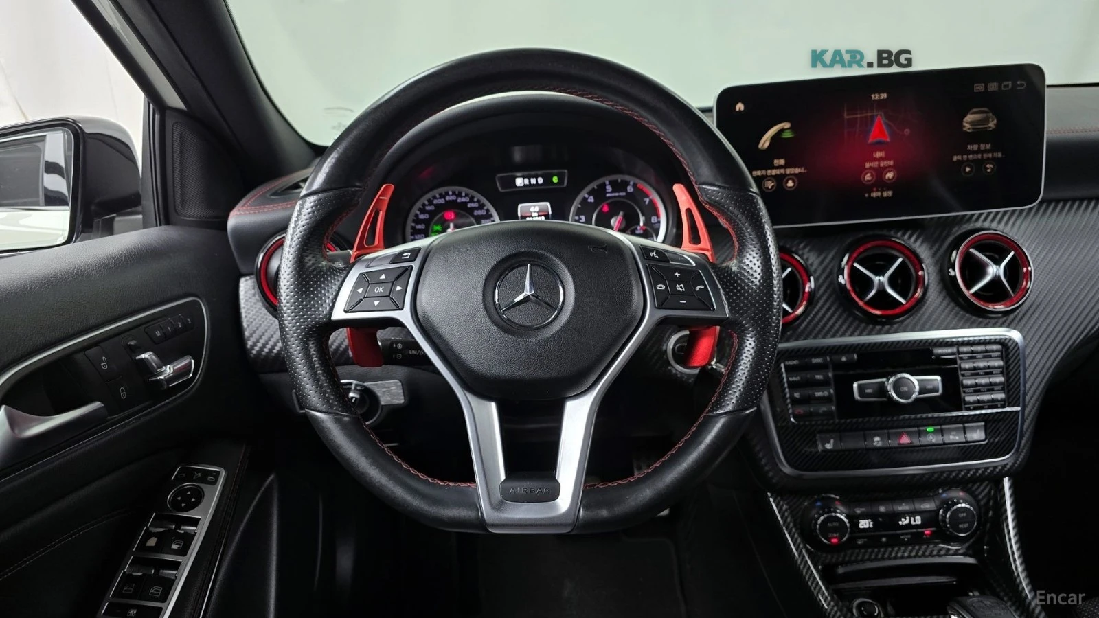 Mercedes-Benz A45 AMG * 4MATIC* КОЖА* ПОДГРЕВ* ПАНОРАМА* NAVI* LED* , снимка 13 - Автомобили и джипове - 54868939