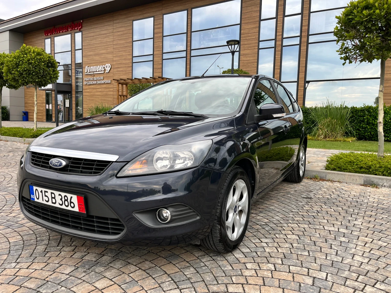 Ford Focus 1.6i 115к.с. Titanium* Заводска газ BRC* Обслужена, снимка 3 - Автомобили и джипове - 55143614
