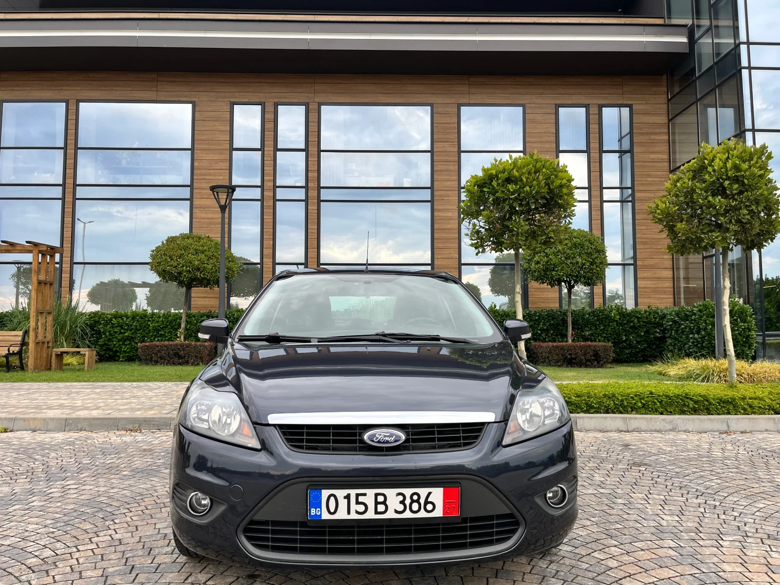 Ford Focus 1.6i 115к.с. Titanium* Заводска газ BRC* Обслужена, снимка 8 - Автомобили и джипове - 55143614