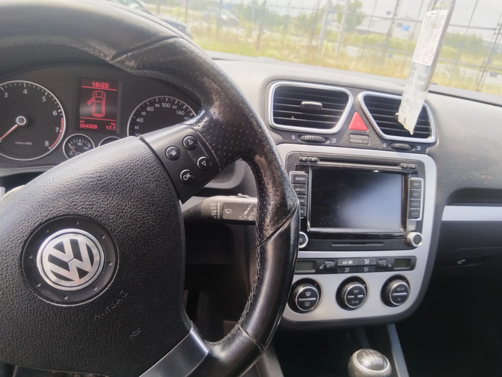VW Scirocco, снимка 8 - Автомобили и джипове - 55188318