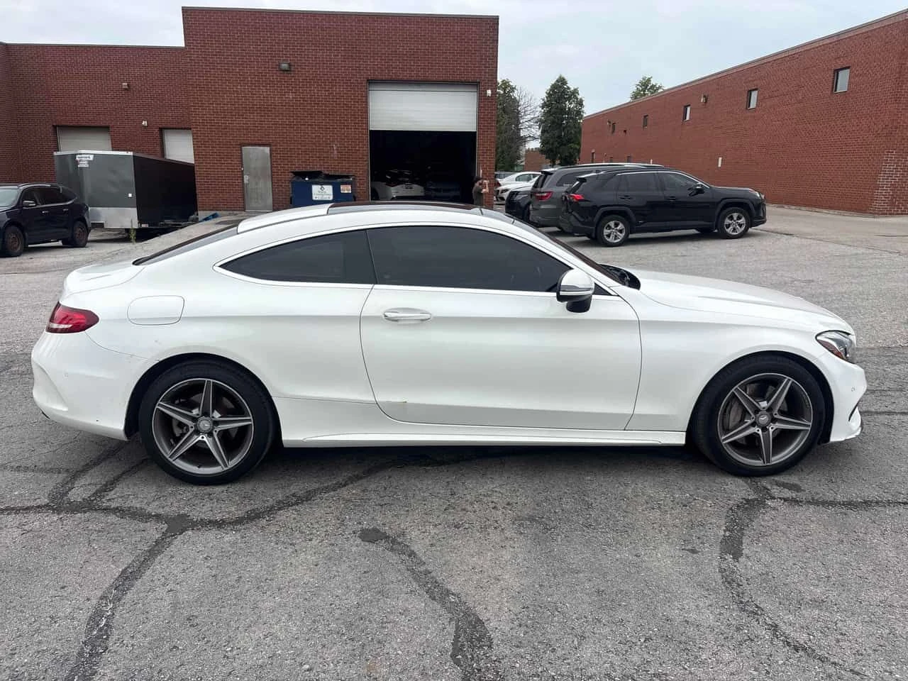 Mercedes-Benz C 300 CARFAX, снимка 3 - Автомобили и джипове - 55721803