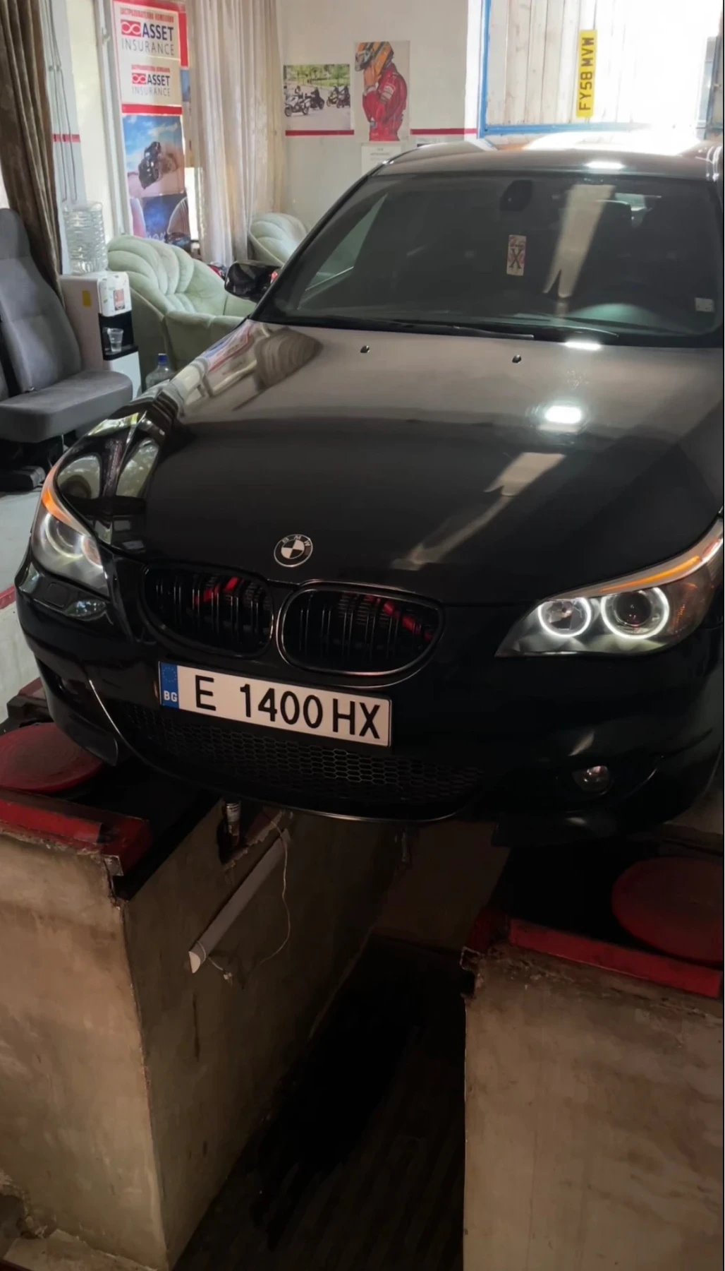 BMW 525