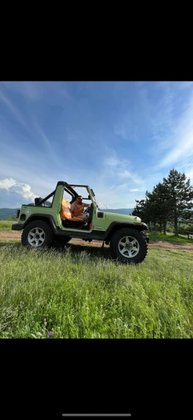     Asia Rocsta Jeep wrangler, voenen dzip na Koreiskata Armiq