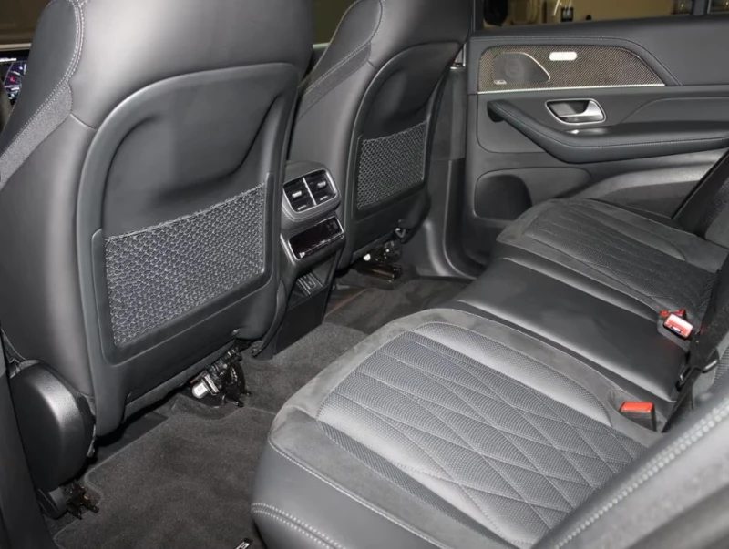 Mercedes-Benz GLE 63 AMG AMG S, снимка 10 - Автомобили и джипове - 28484813