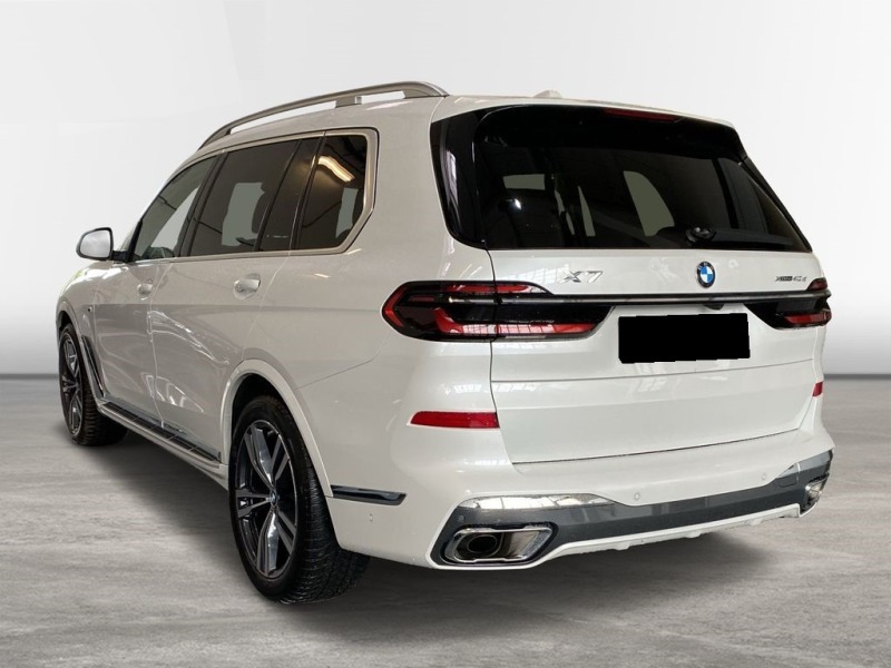BMW X7 40d/ FACELIFT/ xDrive/ M-SPORT/ SKY LOUNGE/ 360/ , снимка 4 - Автомобили и джипове - 45352088