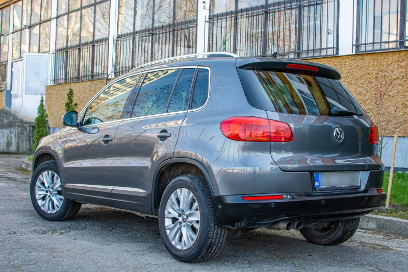 VW Tiguan, снимка 5 - Автомобили и джипове - 47501418