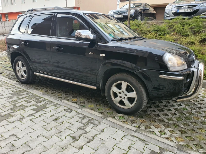 Hyundai Tucson, снимка 1 - Автомобили и джипове - 48335032