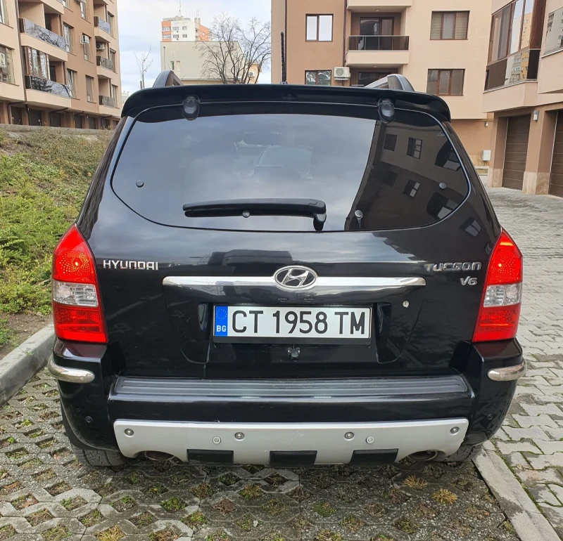 Hyundai Tucson, снимка 2 - Автомобили и джипове - 48335032