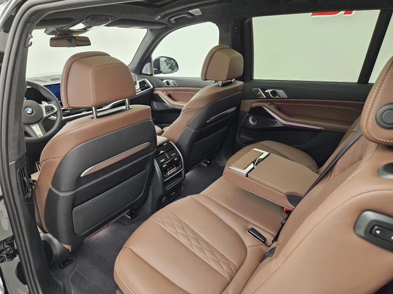 BMW X7 xDrive40d, снимка 13 - Автомобили и джипове - 52077659