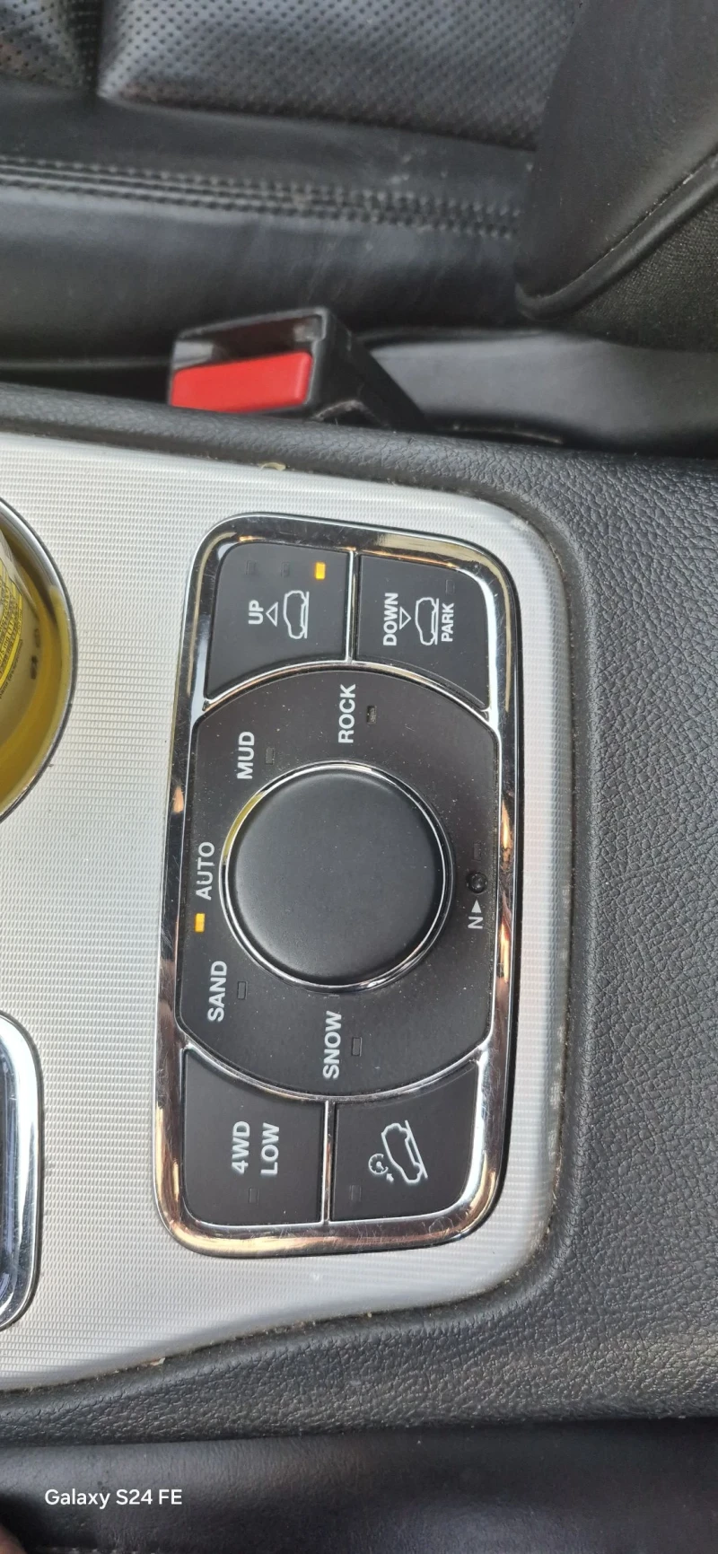 Jeep Grand cherokee, снимка 10 - Автомобили и джипове - 53088627