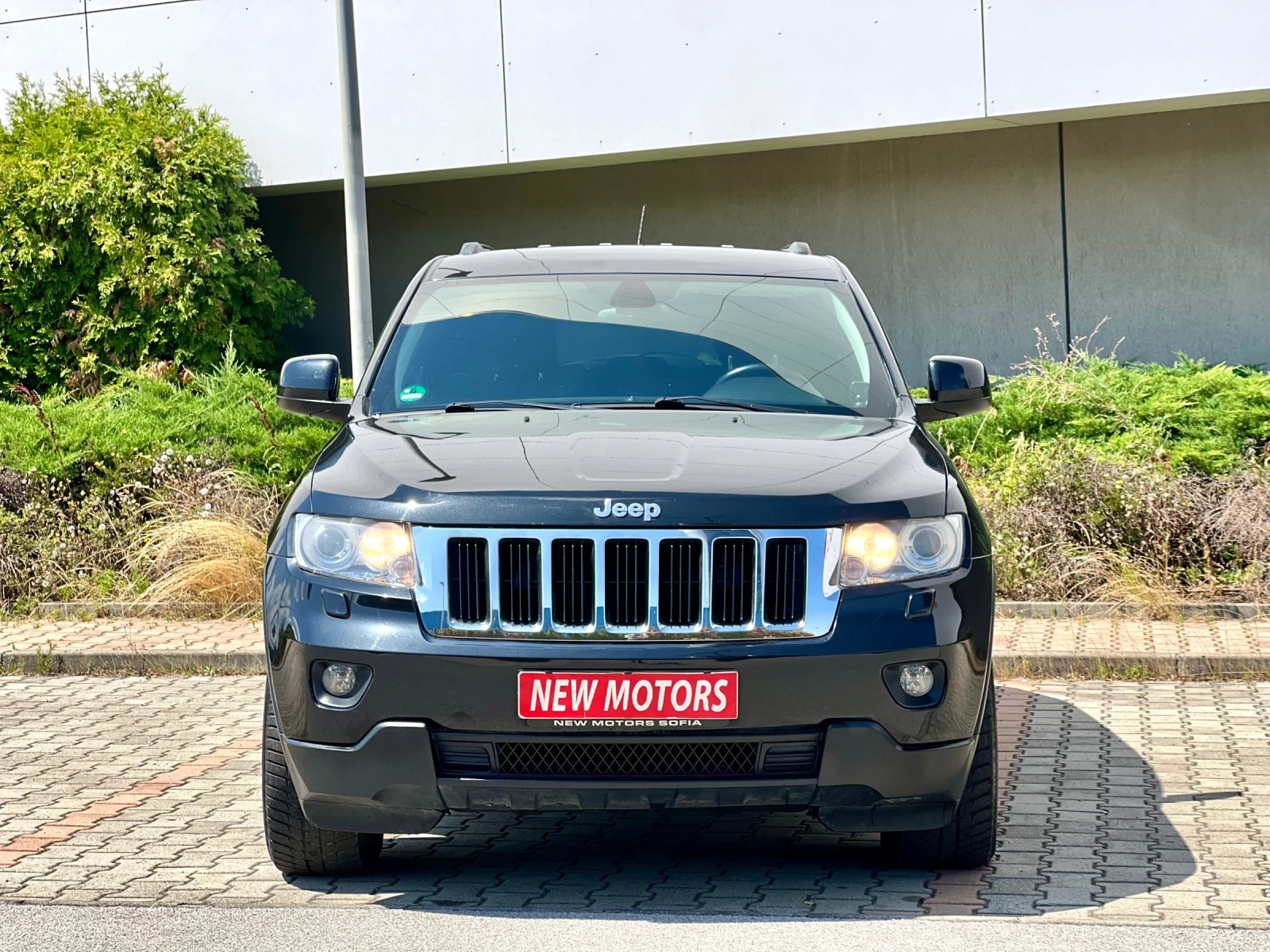 Jeep Grand cherokee 3.0CRD-Лизинг през Уникредит по 365 лева на месец - изображение 2