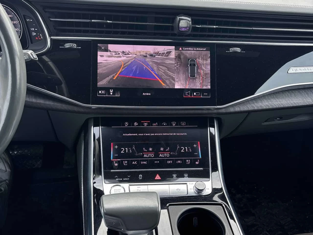 Audi Q8 * Technik * CARFAX * ОБДУХВАНЕ* ДИСТРОНИК*  - изображение 9