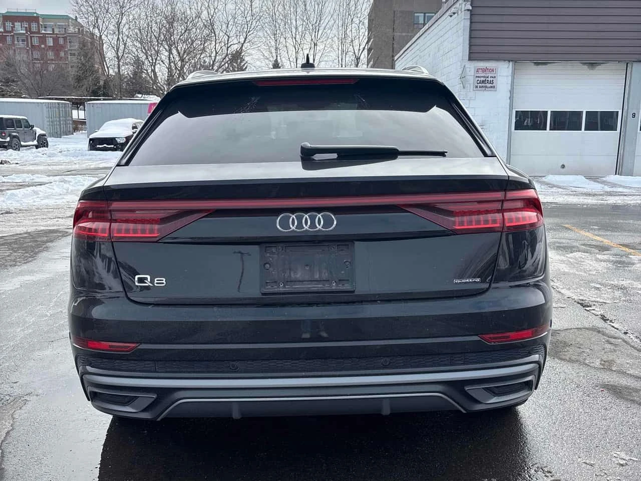 Audi Q8 * Technik * CARFAX * ОБДУХВАНЕ* ДИСТРОНИК*  - изображение 4