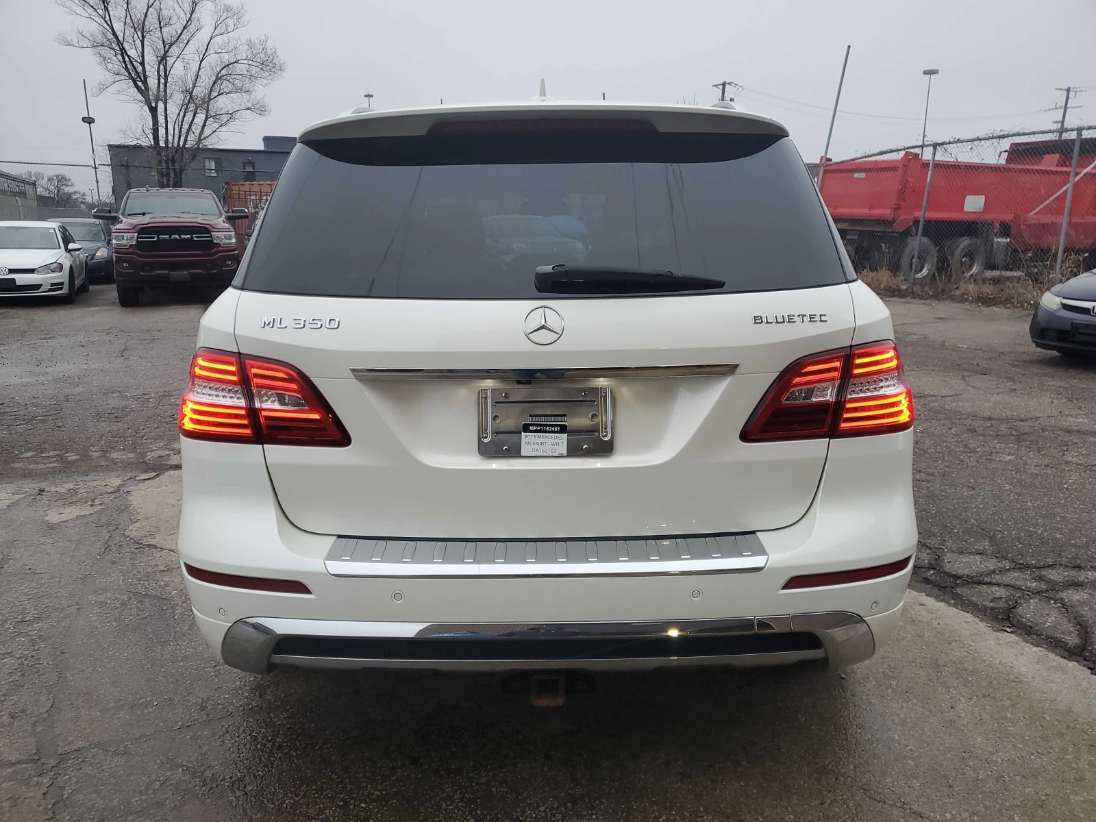 Mercedes-Benz ML 350 ПАНОРАМА * * H&K * * CARFAX * * АВТО КРЕДИТ * * , снимка 5 - Автомобили и джипове - 54441105