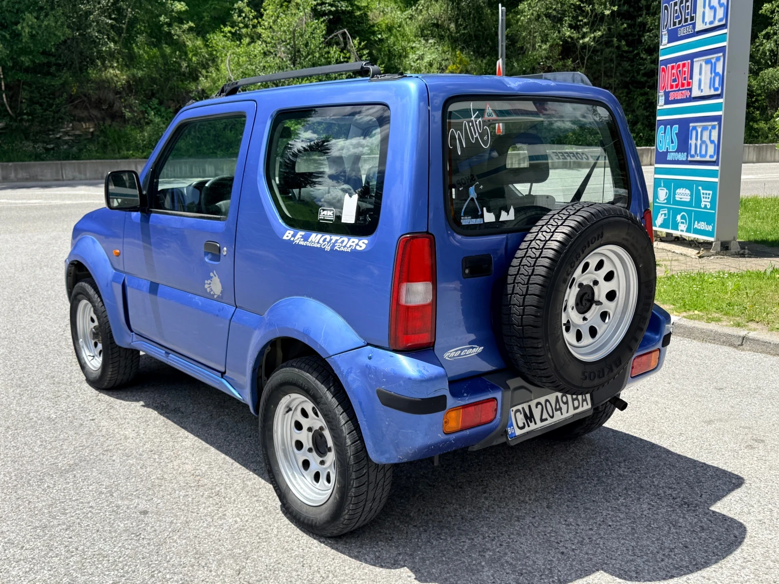 Suzuki Jimny 1.3i* ГАЗ* РЕГИСТРИРАН* ИТАЛИЯ* 2КЛЮЧА* , снимка 3 - Автомобили и джипове - 54934454