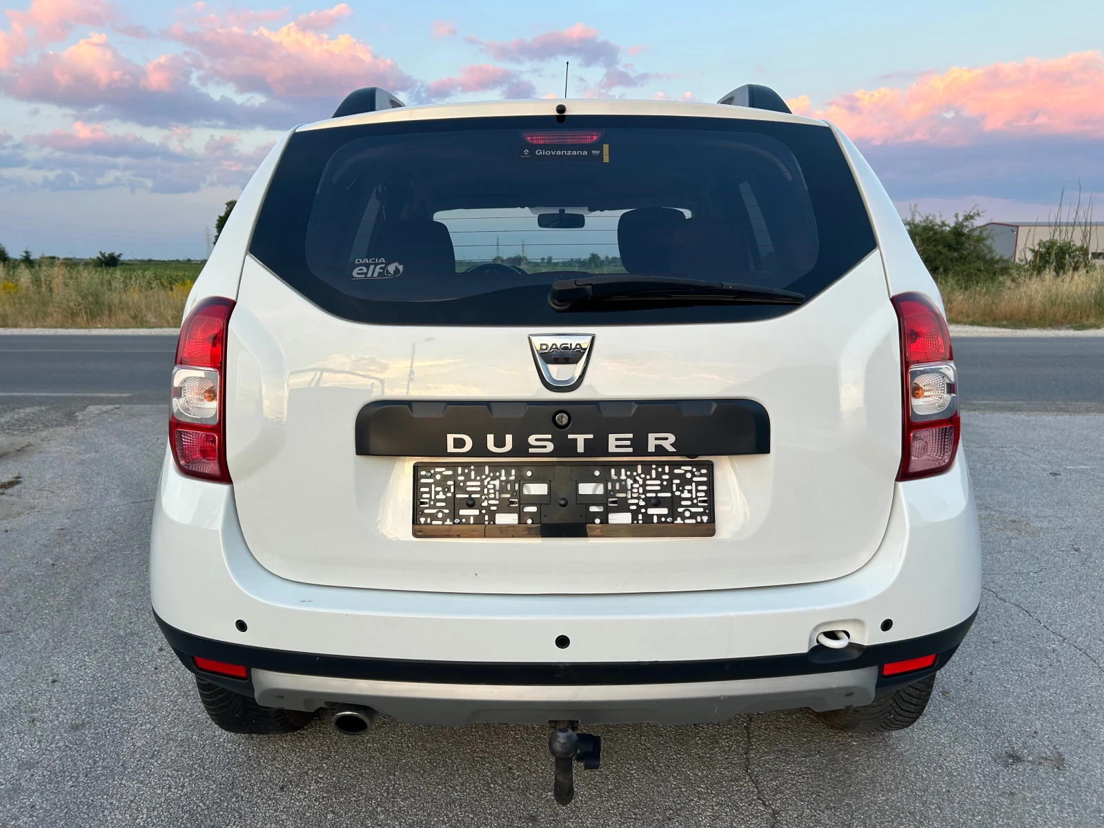 Dacia Duster 1.5 DCi, снимка 7 - Автомобили и джипове - 55027223