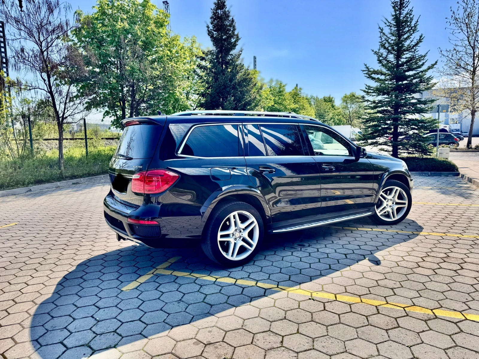 Mercedes-Benz GL 350 Bluetec, снимка 3 - Автомобили и джипове - 55146998