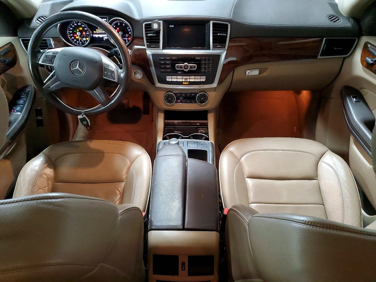 Mercedes-Benz GL 450 4.6l 4Matic, снимка 8 - Автомобили и джипове - 55158659