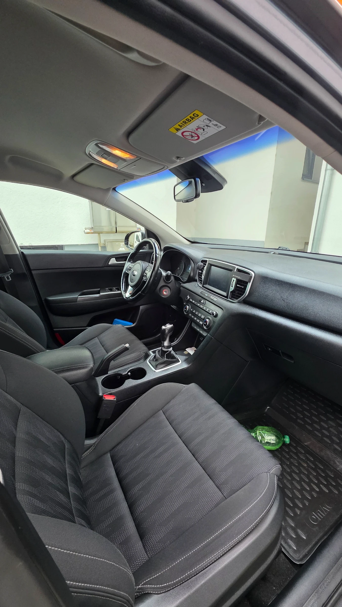Kia Sportage, снимка 6 - Автомобили и джипове - 55440284