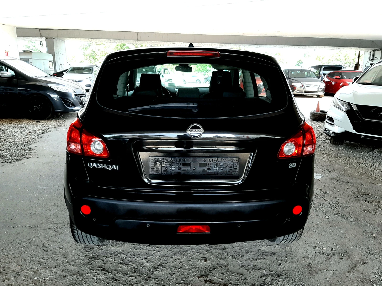 Nissan Qashqai 2.0i-ИТАЛИЯ-БЕНЗИН ! ! ! , снимка 5 - Автомобили и джипове - 55859381