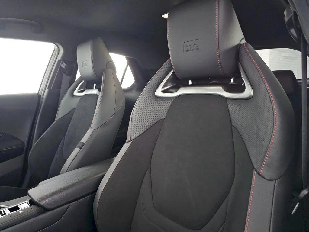 Toyota C-HR 2.0 HEV GR SPORT 4X4 PREMIERE � �������� | Mobile.bg � ����������� 7