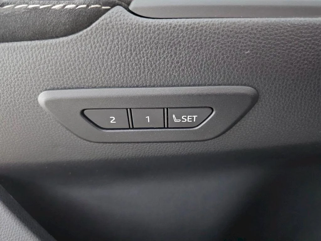 Toyota C-HR 2.0 HEV GR SPORT 4X4 PREMIERE � �������� | Mobile.bg � ����������� 16