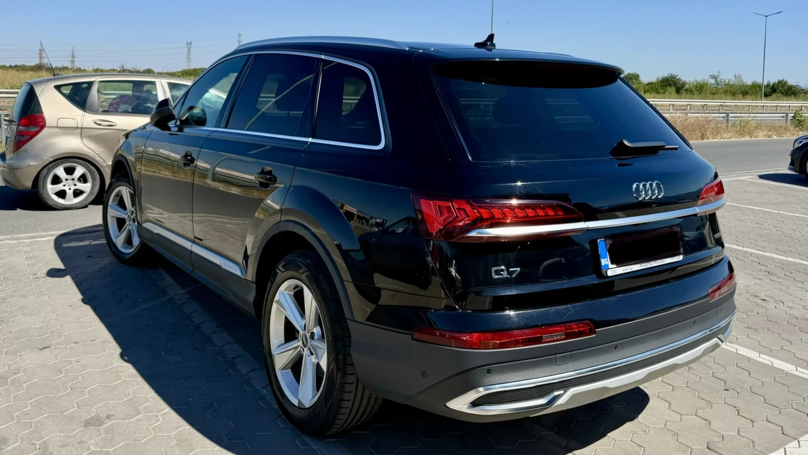 Audi Q7, снимка 3 - Автомобили и джипове - 55986594