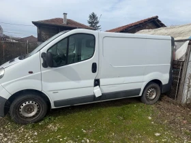 Opel Vivaro 2.5 CDTI, снимка 3 - Бусове и автобуси - 53636703