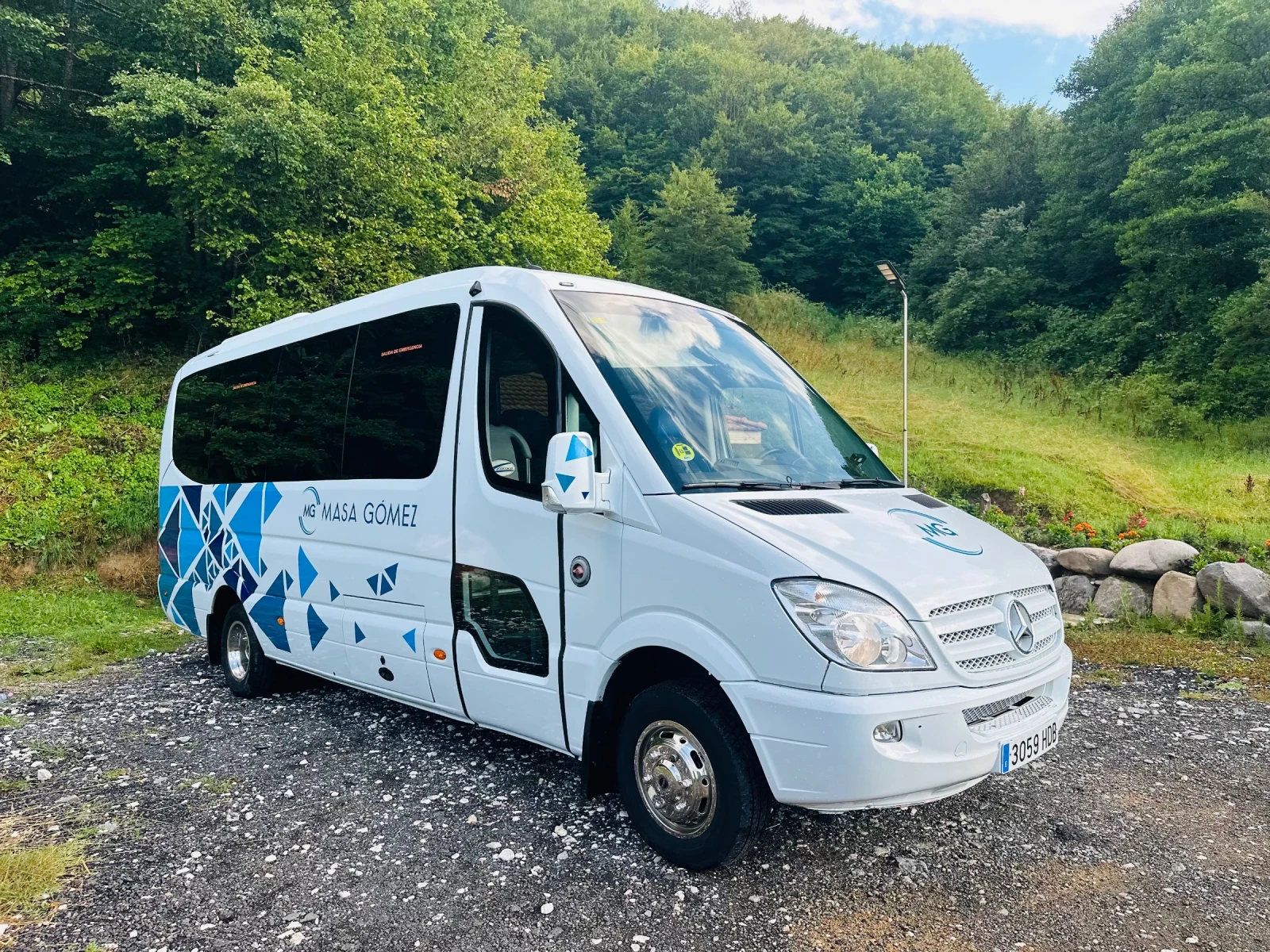 Mercedes-Benz Sprinter 519 20 места вебасто стъклопакет 