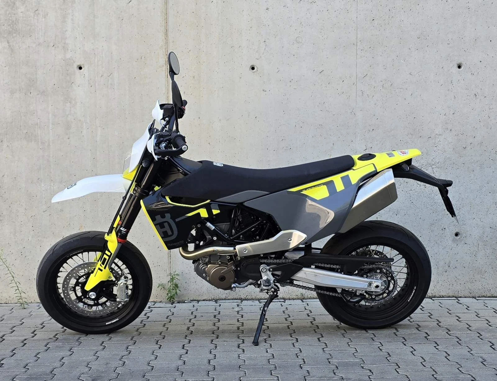 Husqvarna Svartpilen 701 Supermoto - изображение 5