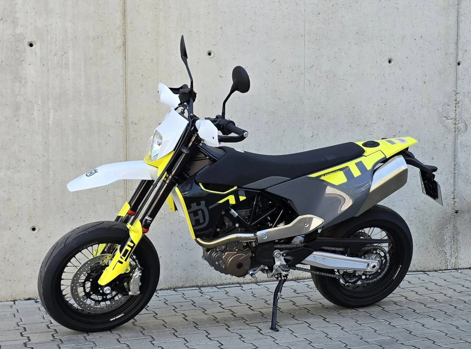 Husqvarna Svartpilen 701 Supermoto - изображение 4